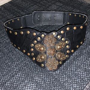 Vintage Laise Adzer Adjustable Flower Belt